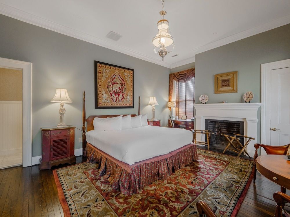 The Verandas Room 2 3