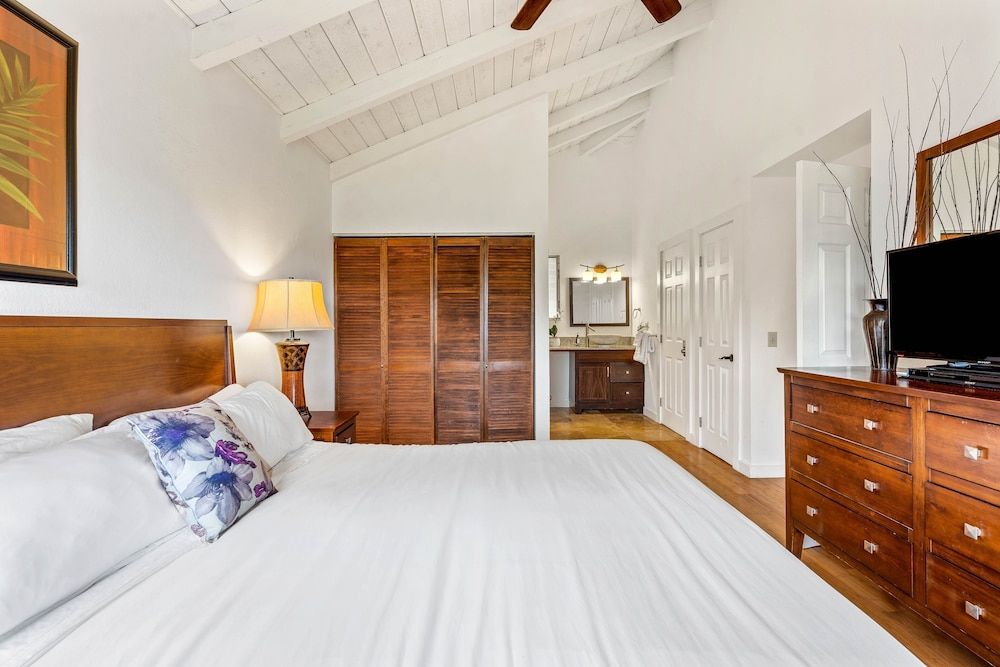 Condo, 2 Bedrooms