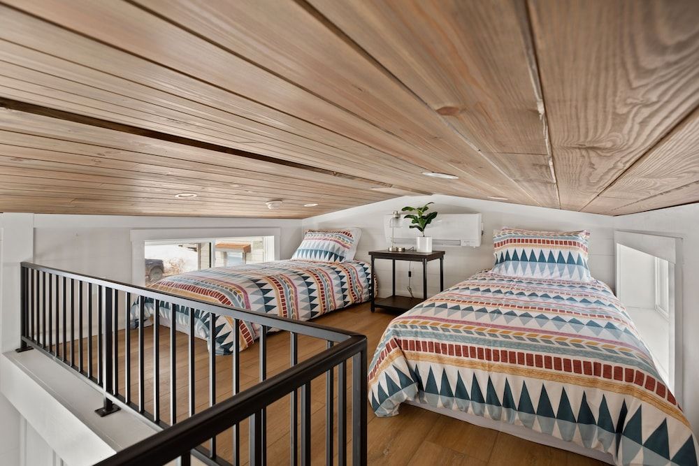 Comfort Cabin