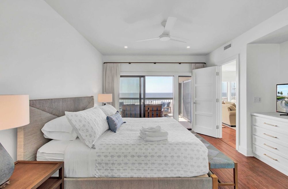 Apartment (3 Bedrooms)