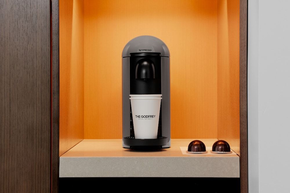 The Godfrey Detroit, Curio Collection By Hilton Room, 1 King Bed, Accessible (Hearing) 8