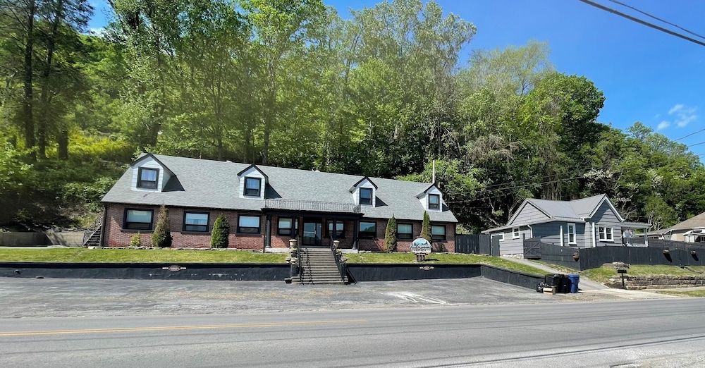 Pine Mountain Inn
