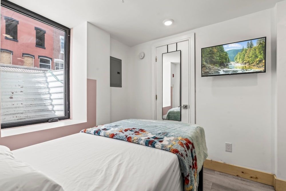 Goodseed Suites Philadelphia Center Basic Studio, 1 Twin Bed, Non Smoking, City View 6