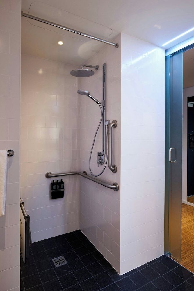 citizenM Austin Downtown Room, 1 King Bed (Mobility Accessible, Roll-In Shower) 8