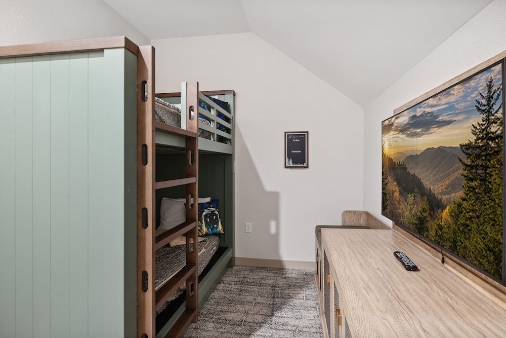 HeartSong Lodge & Resort JUNIOR SUITE - Dormer 7