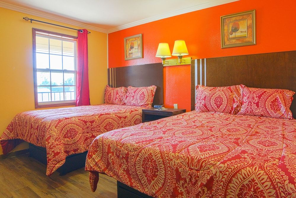 Economy Inn By OYO Lockport near Houma Room, Multiple Beds 3