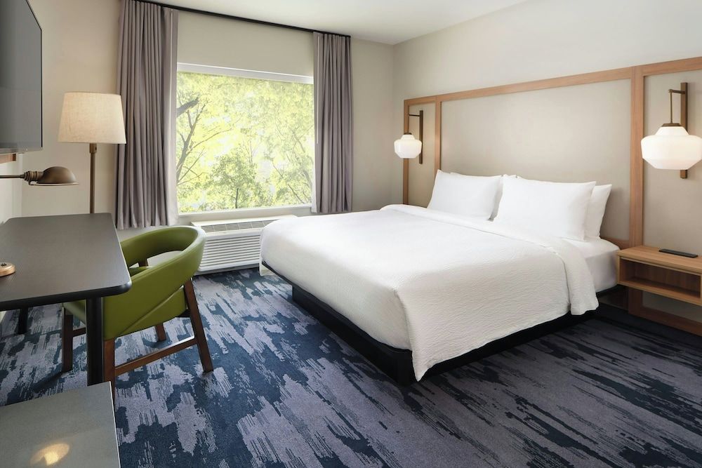Room, 1 King Bed, Non Smoking