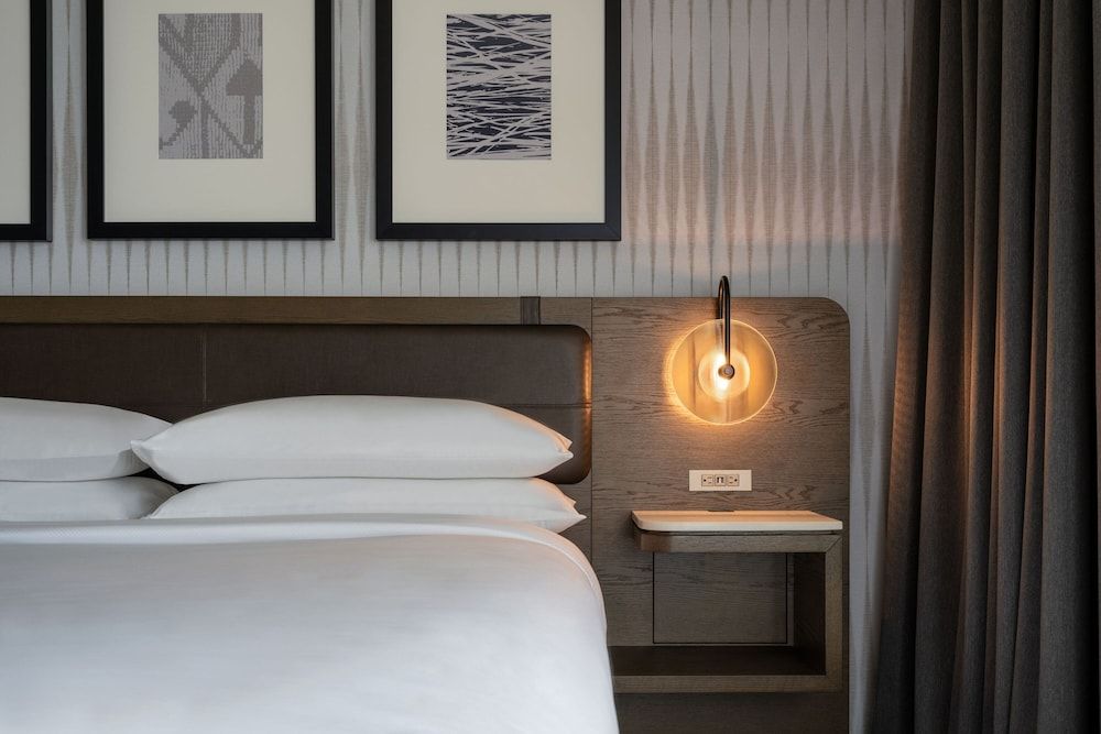 Delta Hotels by Marriott Wichita Falls Convention Center Deluxe Room, 1 King Bed