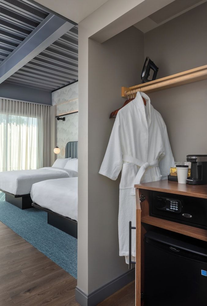 voco James Newbury Hudson Valley by IHG Room, 2 Queen Beds, River View