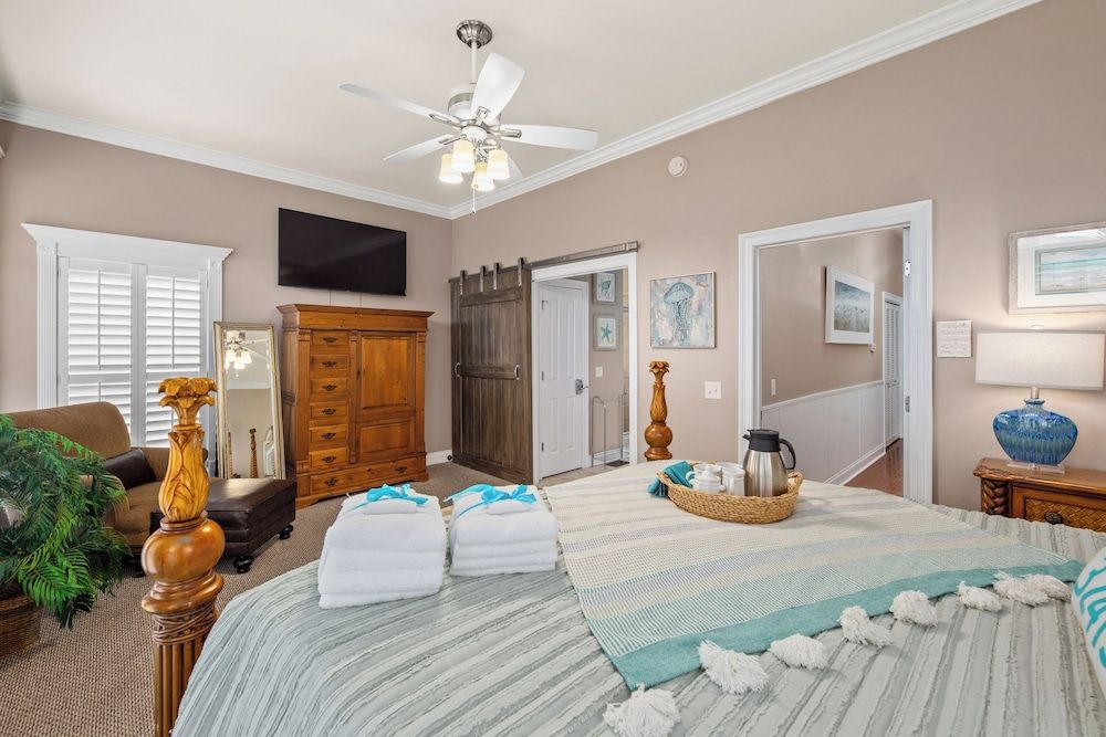 House, Multiple Beds, Patio, Partial Sea View