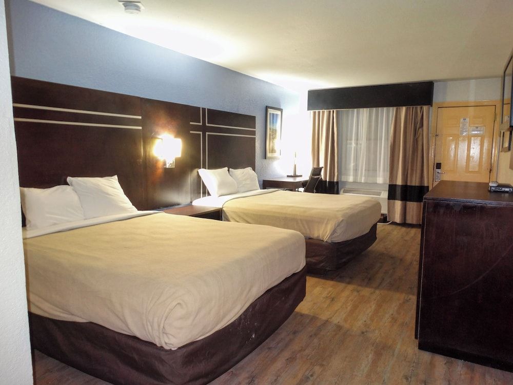 Queen Double Bed