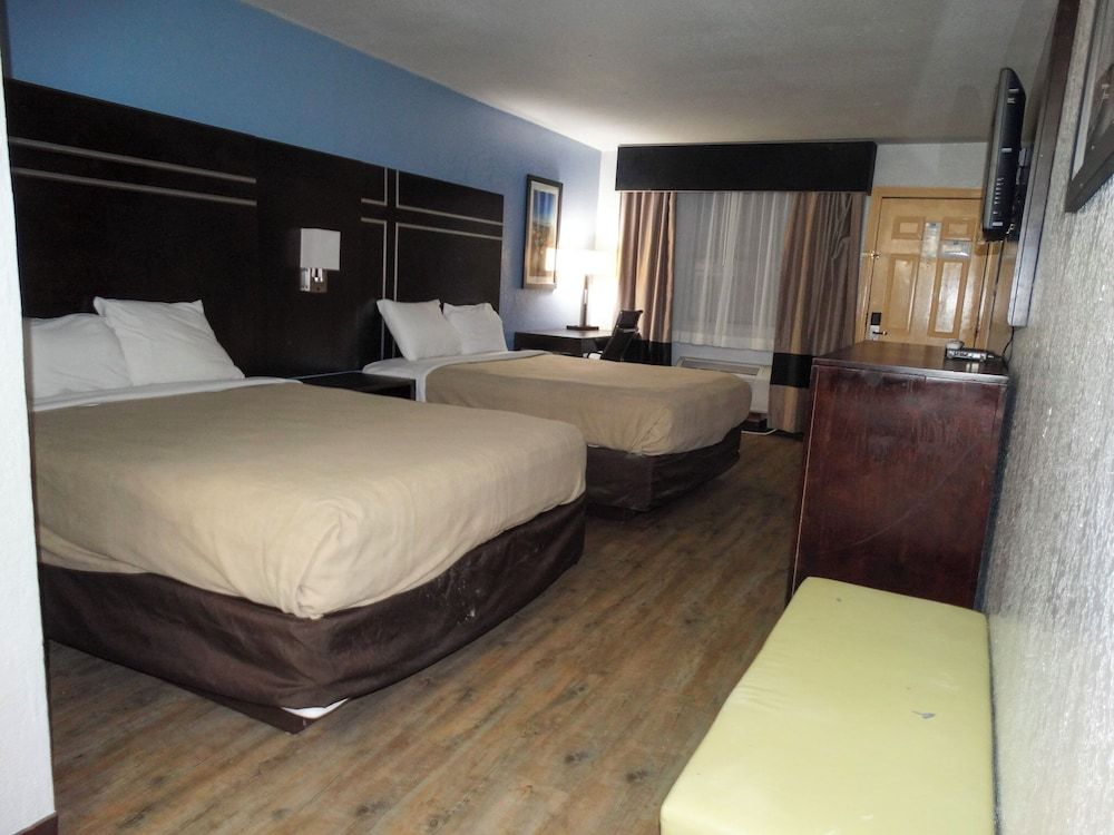 Queen Double Bed