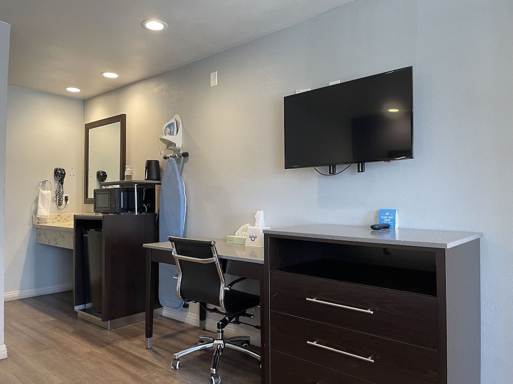 Motel 6 Yuba City, CA