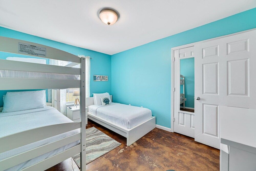 Condo, Multiple Beds, Patio