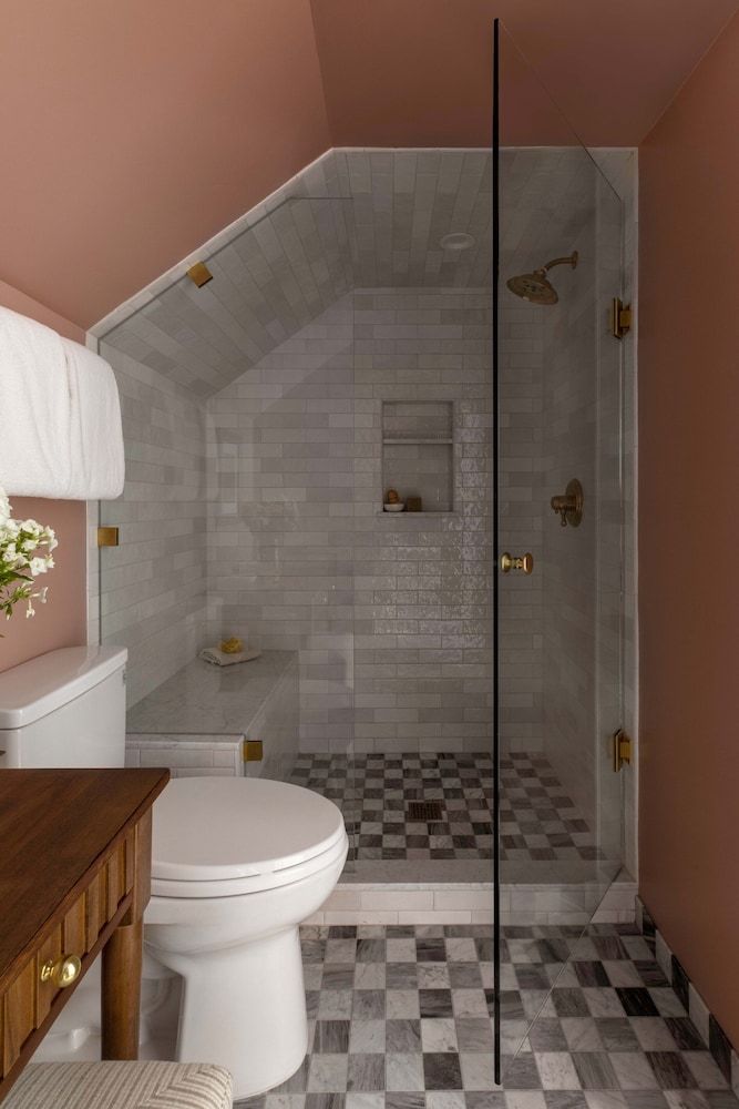 The Craft House Inn Classic Room 4