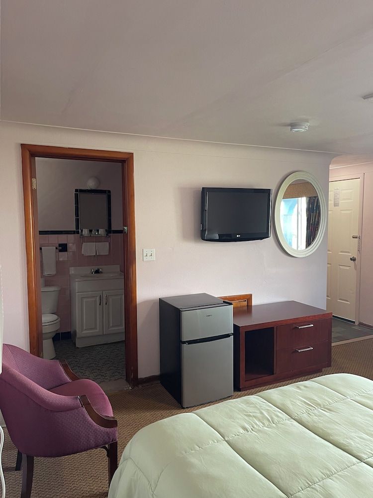 Best Motel Bowling Green Standard Double Room, 2 Double Beds, Non Smoking 12