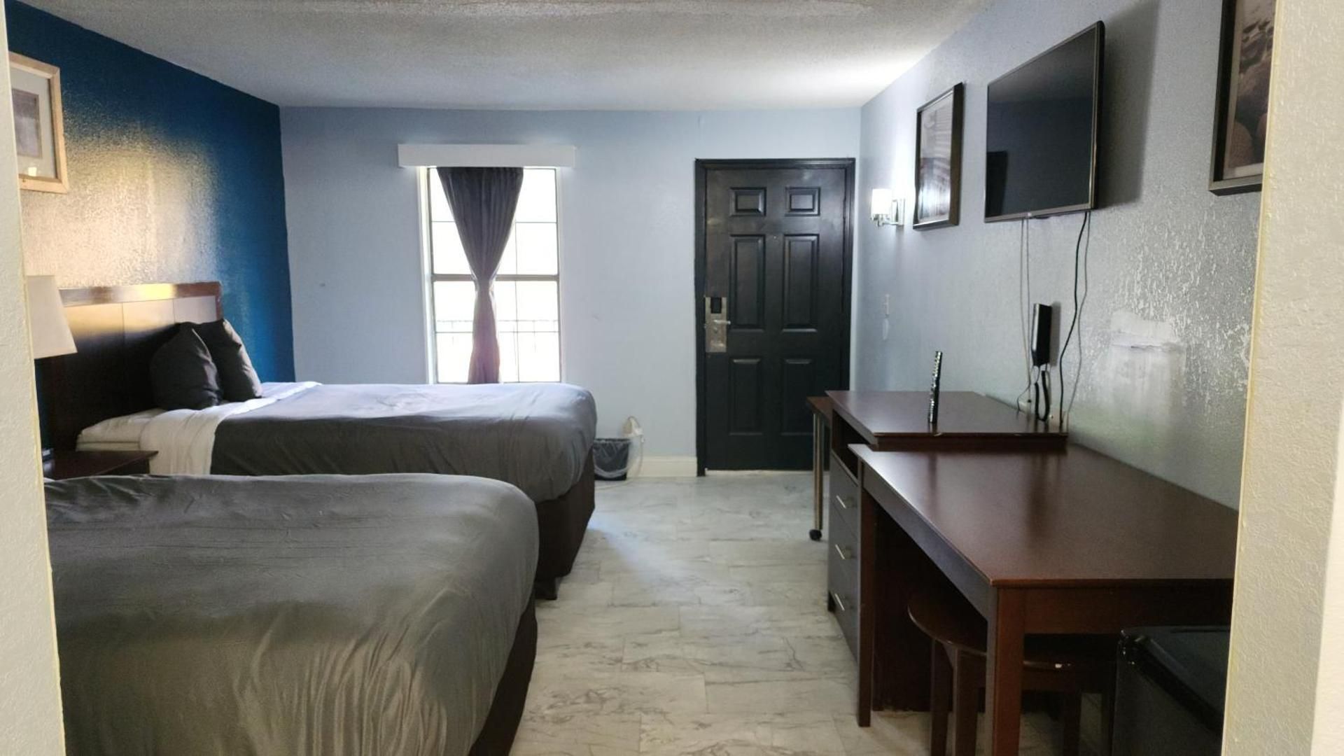 Rodeway Inn Hattiesburg North Double Room with Two Double Beds - Smoking 3