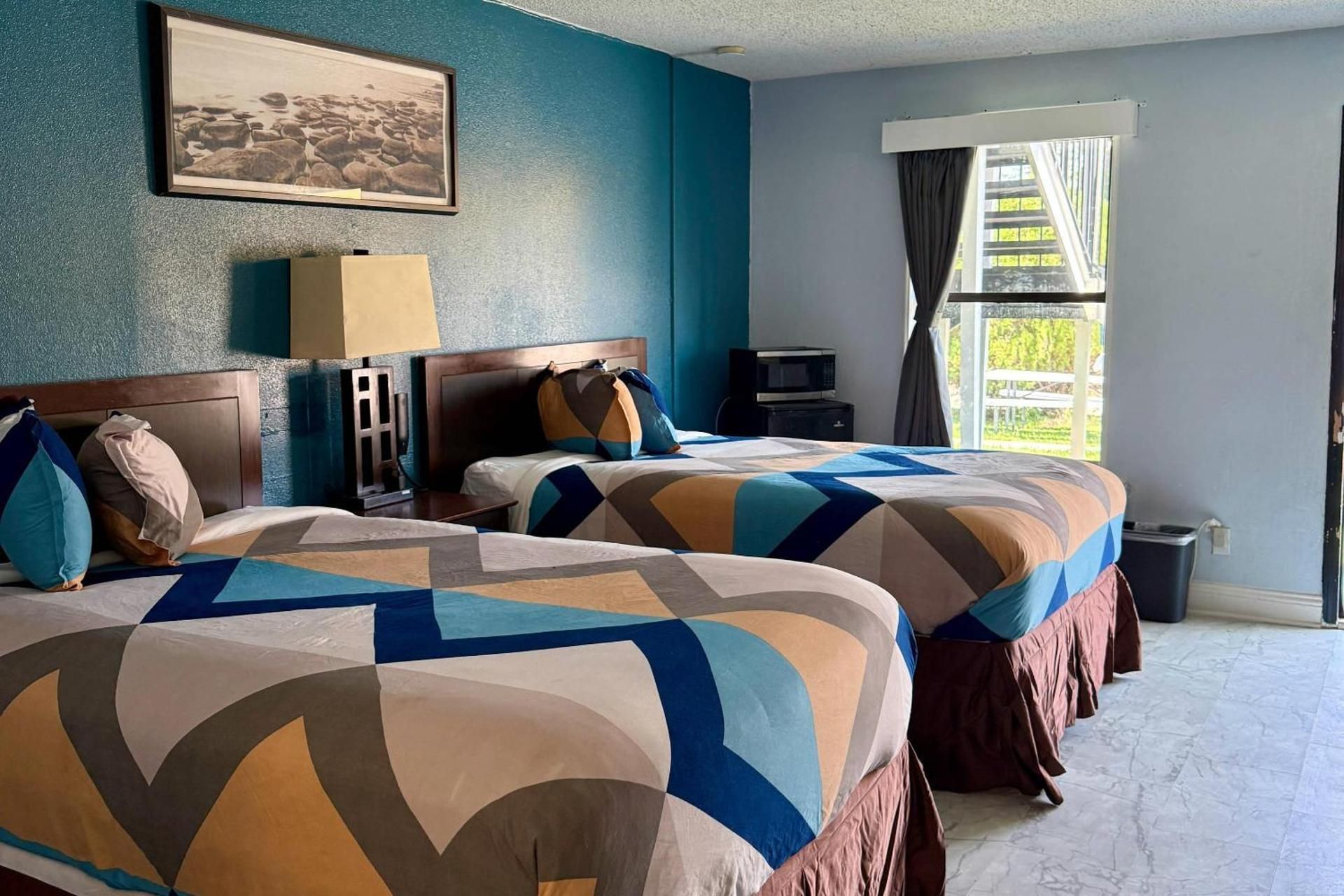 Double Room with Two Double Beds - Non-Smoking