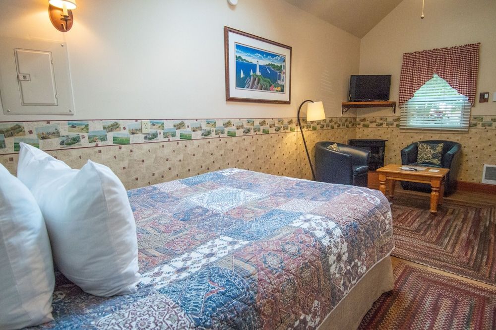 The Swan Hotel Cabin, Garden View 16