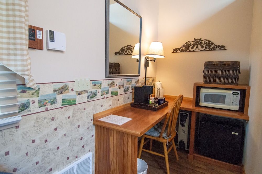 The Swan Hotel Cabin, Garden View 64