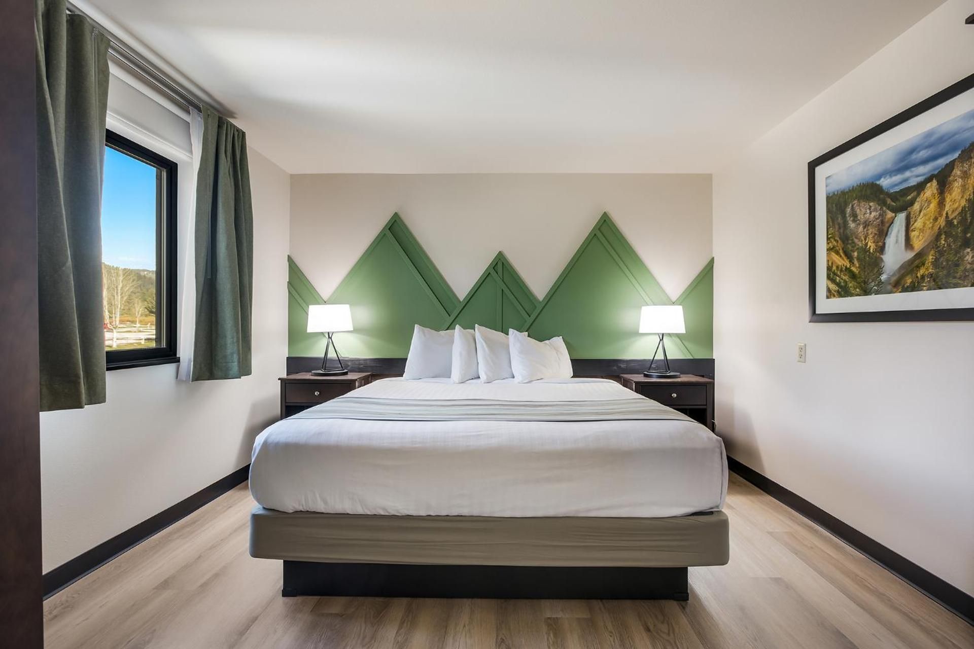 Deluxe Family Suite