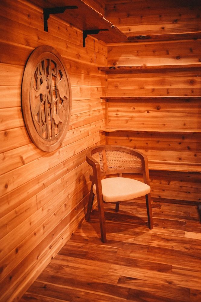 Woodland Bluff Luxury Suite 25