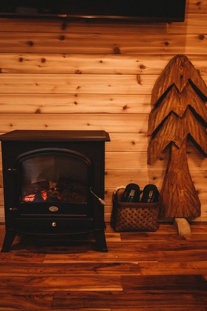 Woodland Bluff Deluxe Suite 29