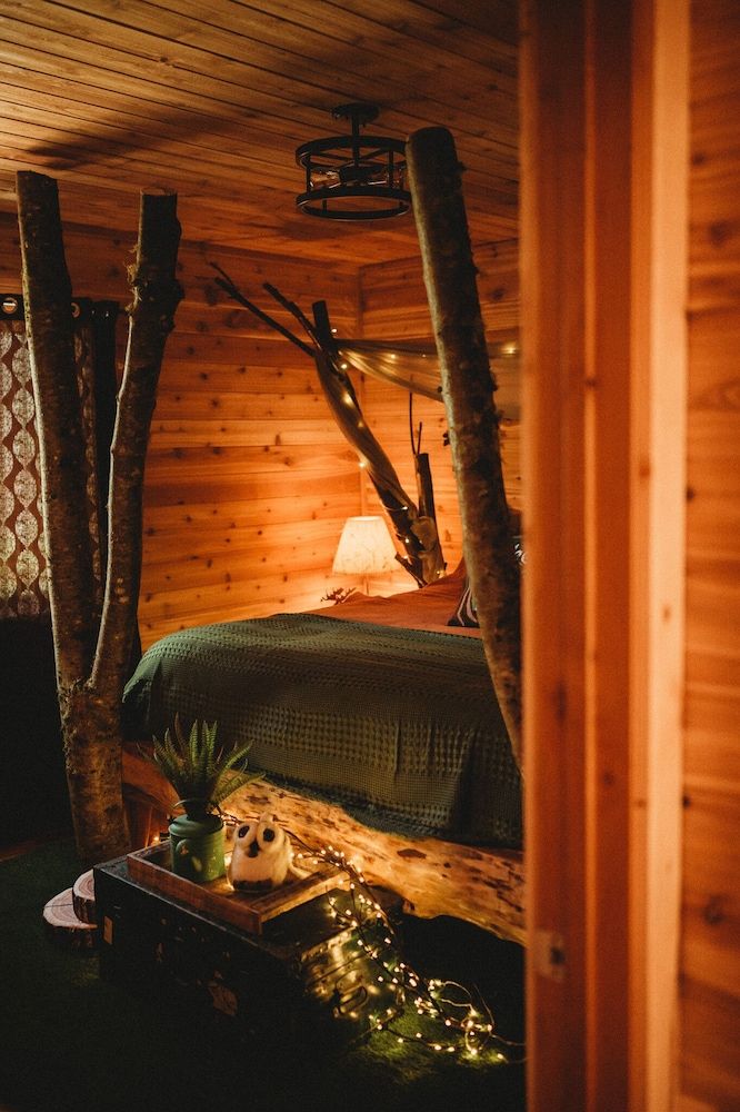 Woodland Bluff Deluxe Suite 23