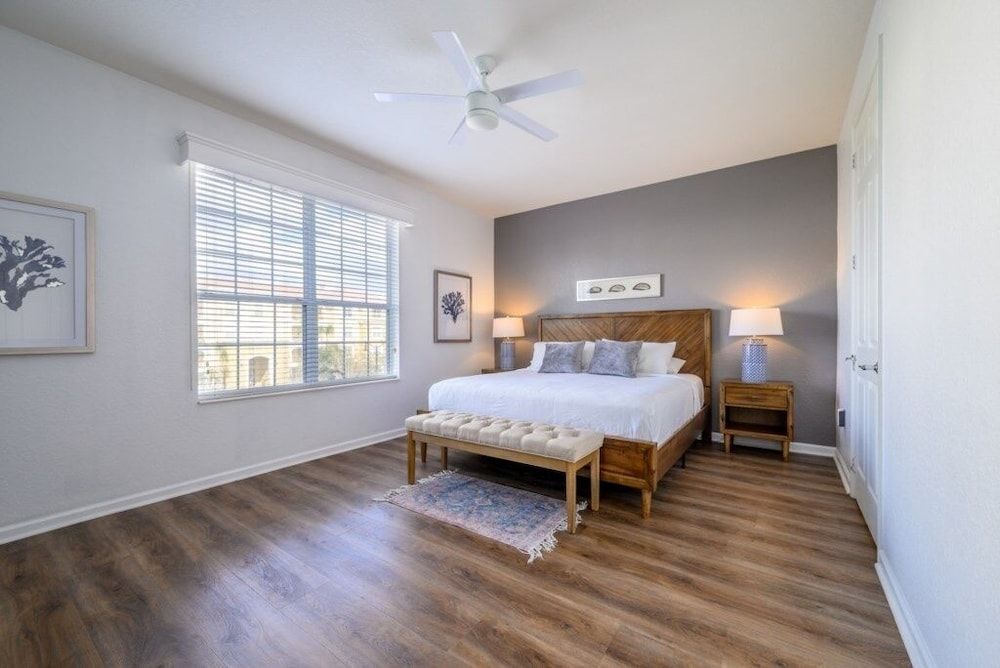 Condo, 3 Bedrooms