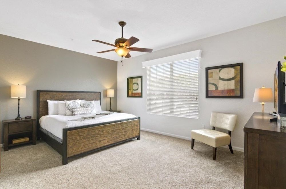 Condo, 3 Bedrooms