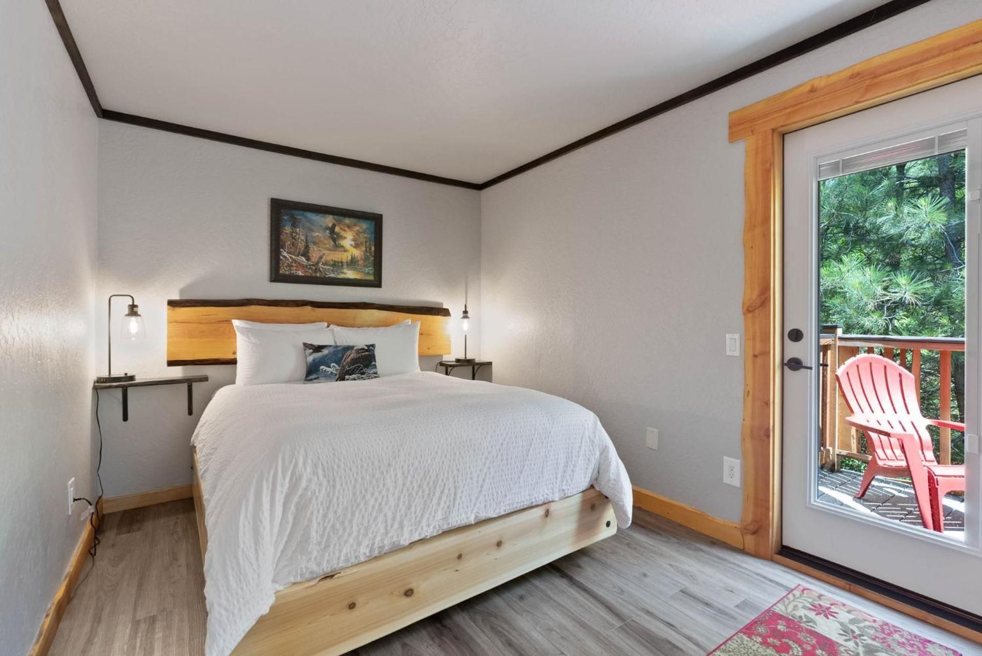 Eagle Suite 7