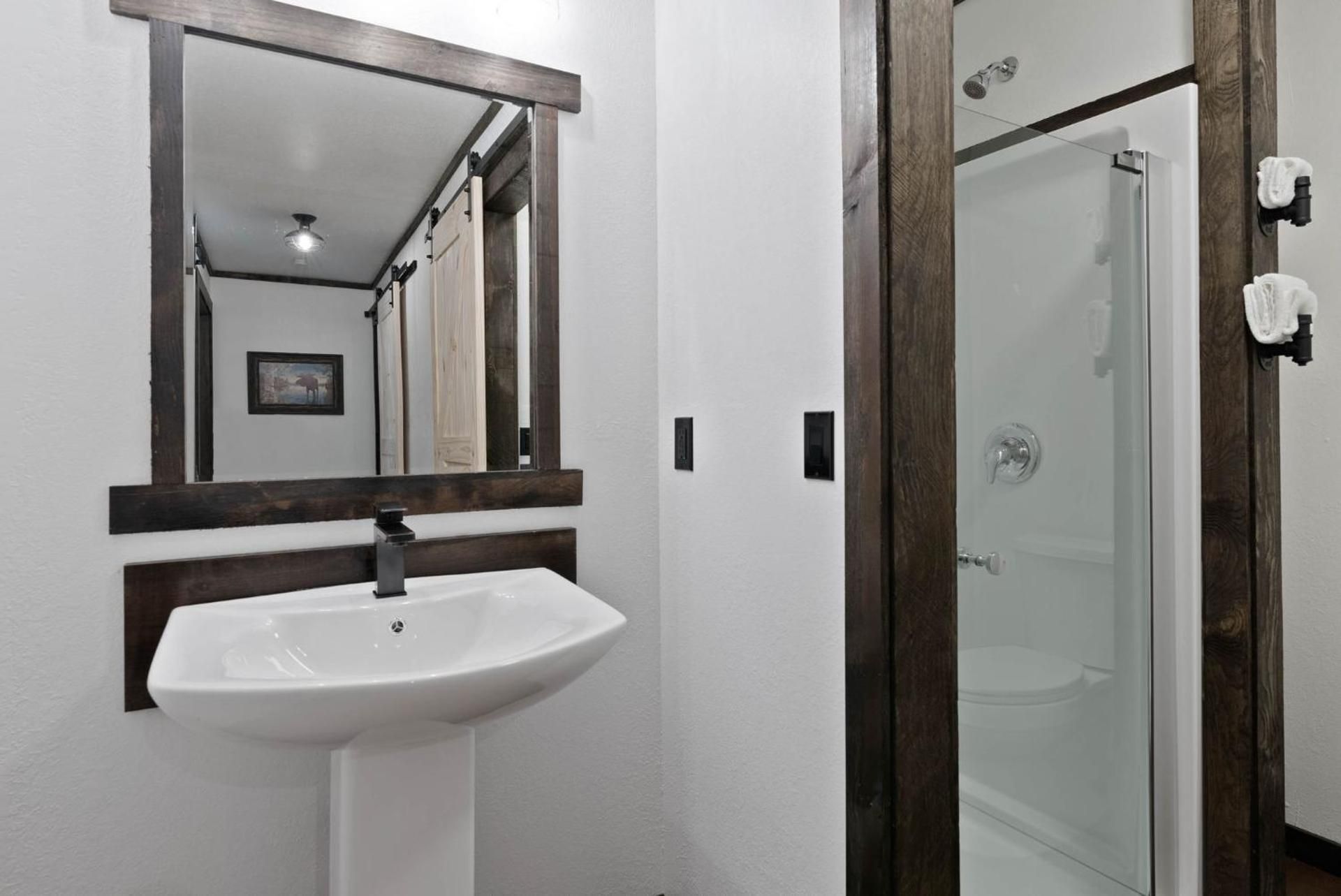 Moose Suite 10