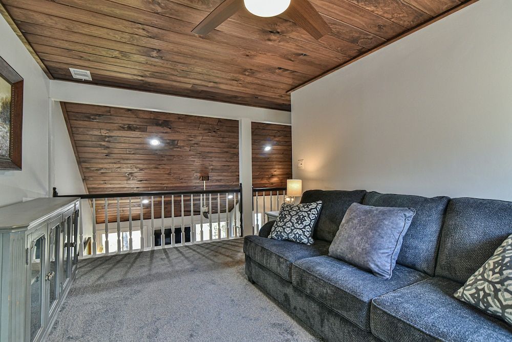 Kingdom on Knollwood Luxury House 4