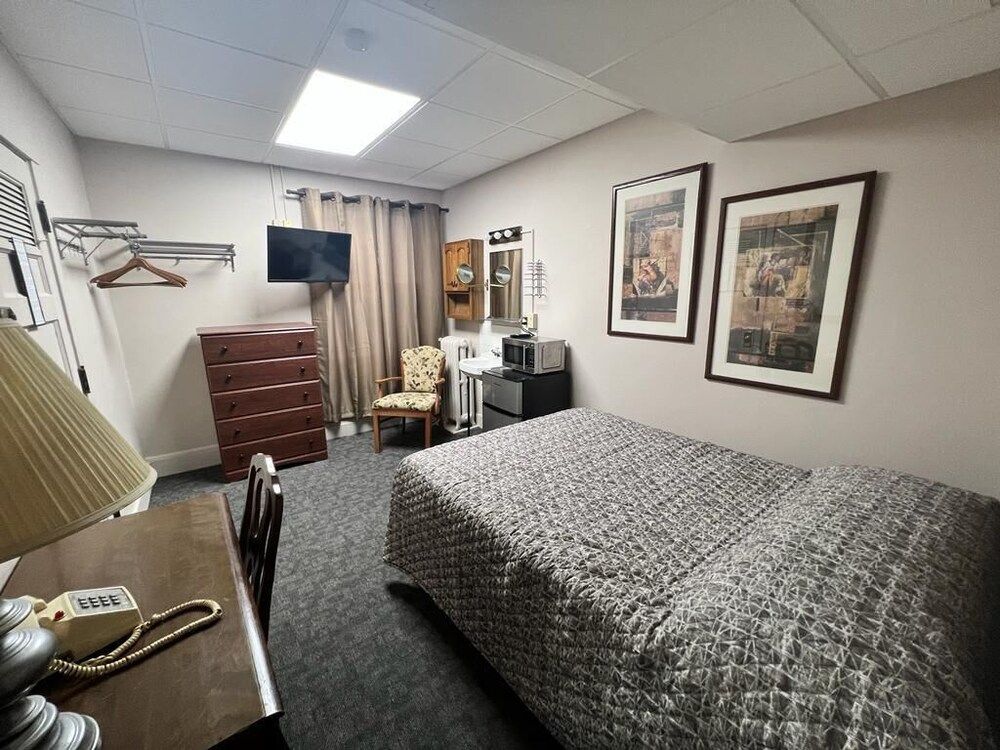 Canfield Hotel Standard Room, 1 Double Bed, Non Smoking, River View