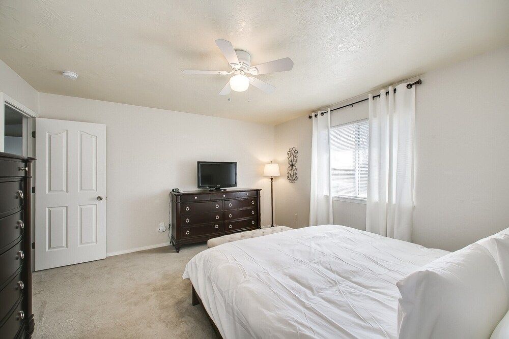 House, Multiple Beds, Patio, Garden View (Baldwin - #409)