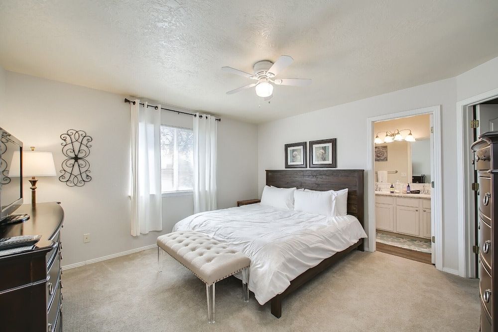 House, Multiple Beds, Patio, Garden View (Baldwin - #409)
