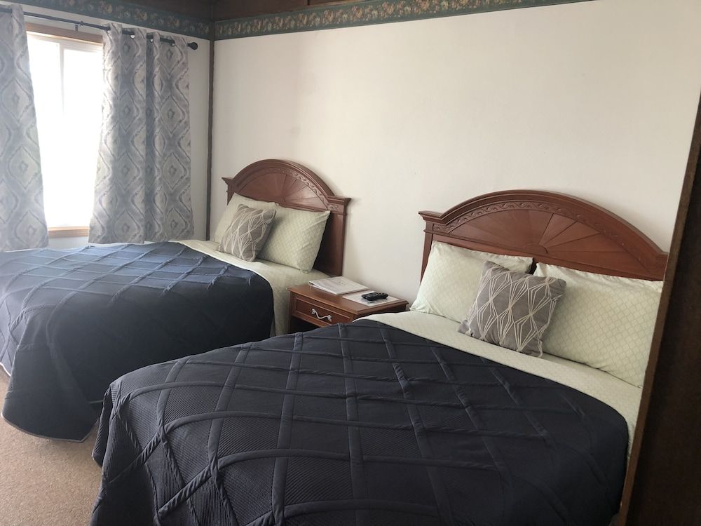 Standard Room, 2 Double Beds
