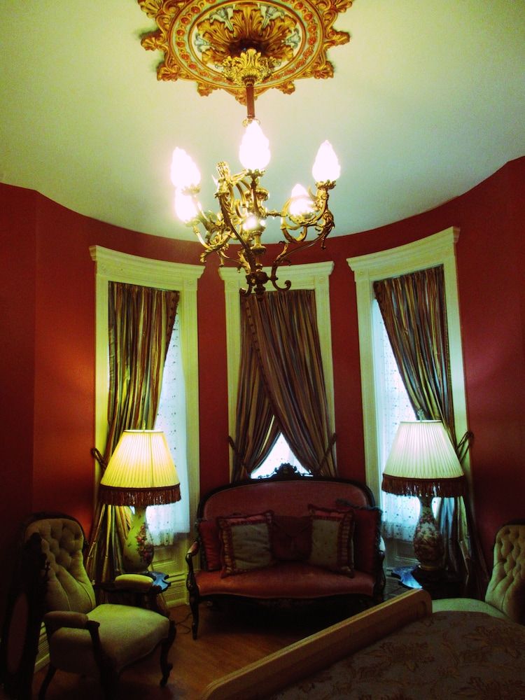 Johnstone Mansion Exclusive Room 2