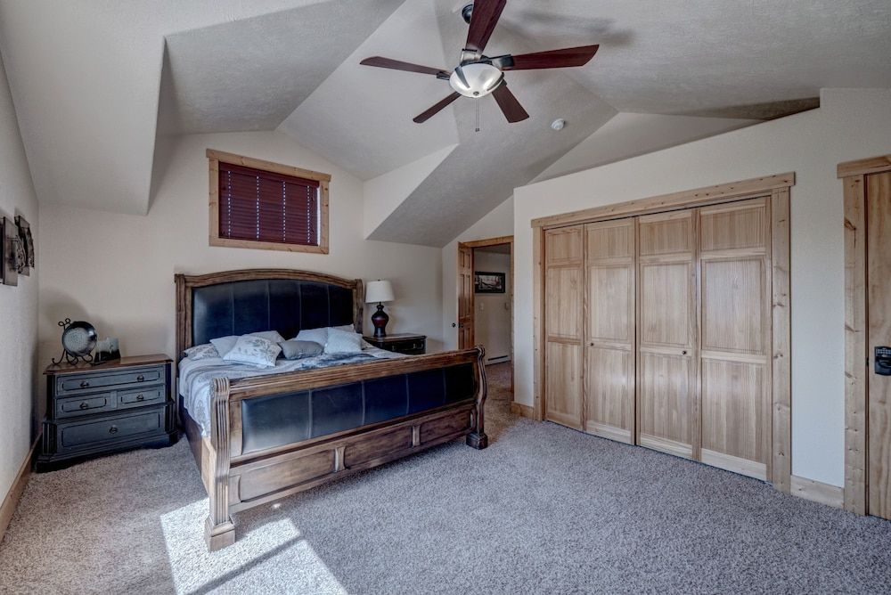 Luxury Chalet, 3 Bedrooms, Mountain View