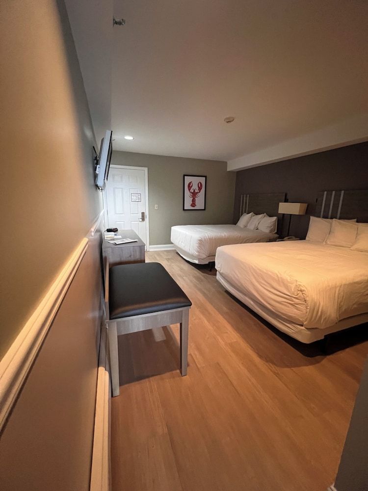 Panoramic Suite, Multiple Beds, Balcony, Harbor View