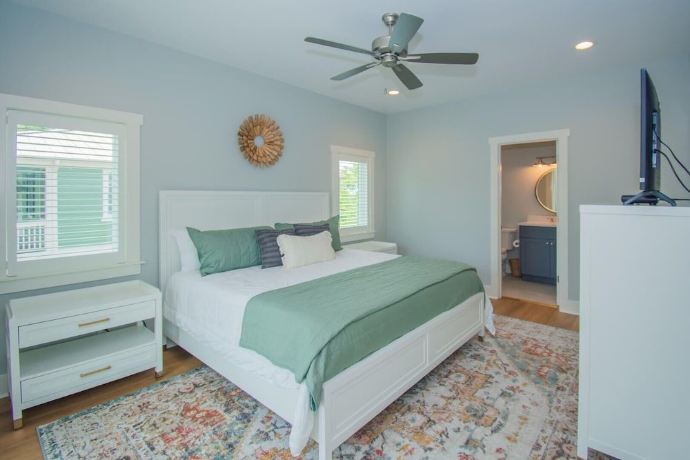 House, Multiple Beds, Kitchen