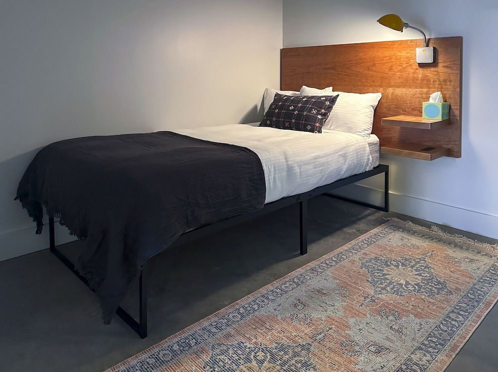 Room (Folsom Brook King Plus)