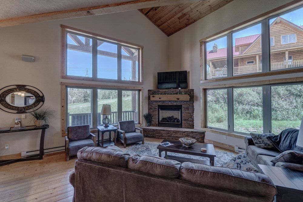 Luxury Chalet, 3 Bedrooms, Mountain View