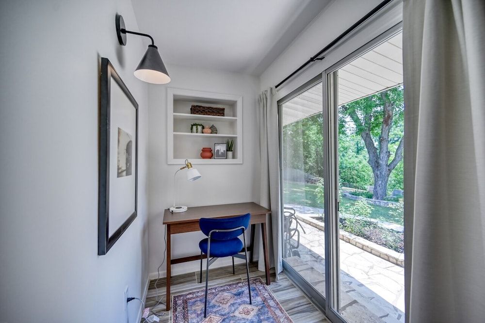 Luxury Lakefront Oasis With Boat Dock-firepit House, Multiple Beds, Patio 7