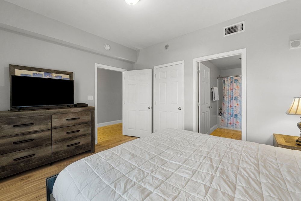 Condo, Ocean View