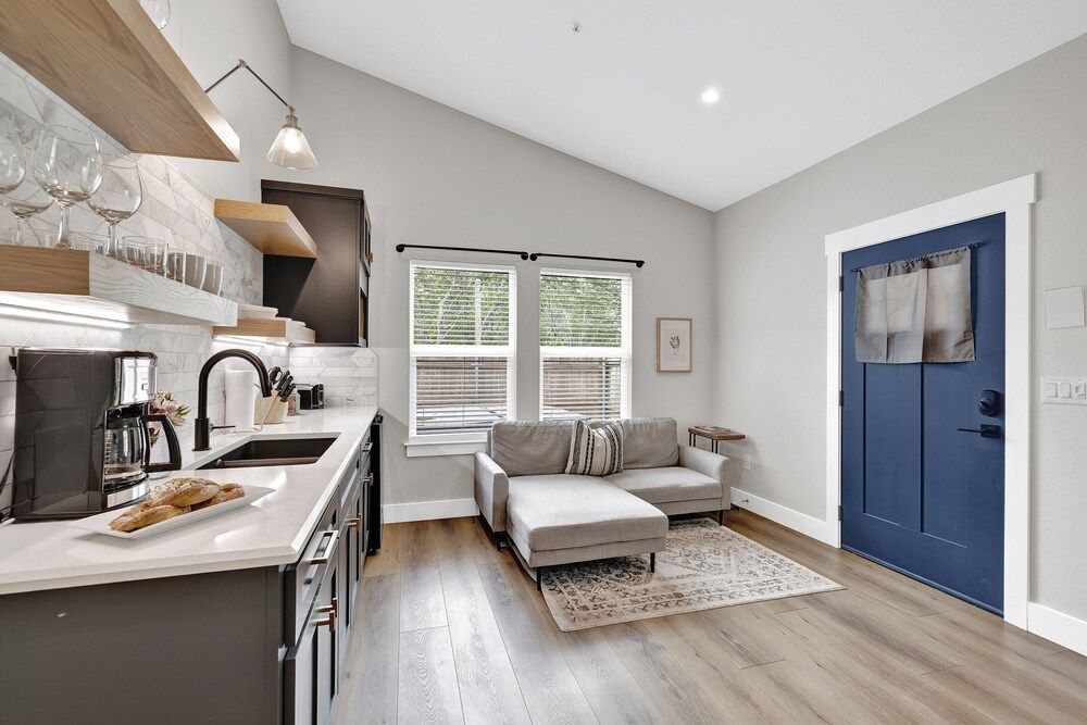 Cottage, 1 Queen Bed, Hot Tub