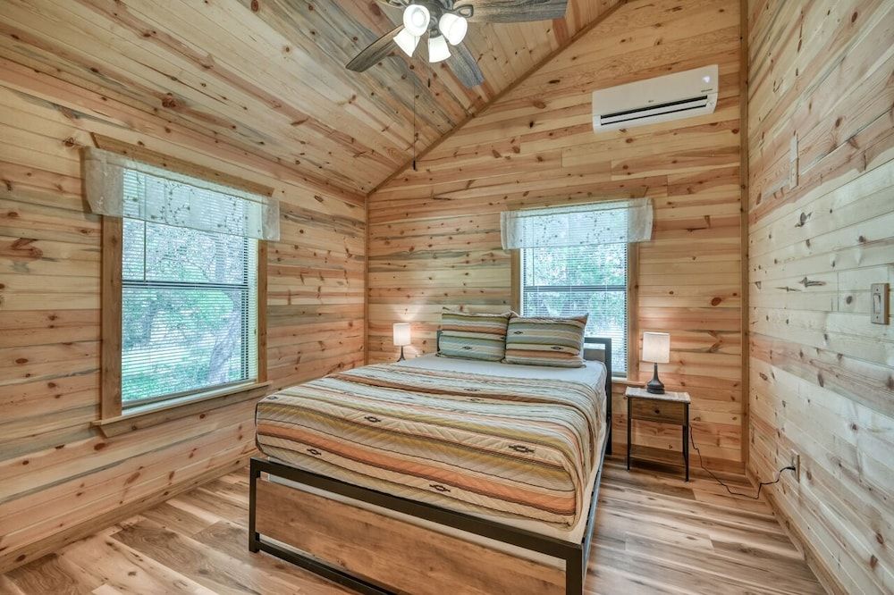Cabin, Multiple Beds, Hot Tub