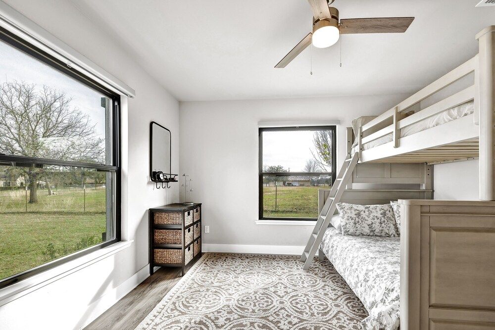 House, Multiple Beds, Hot Tub