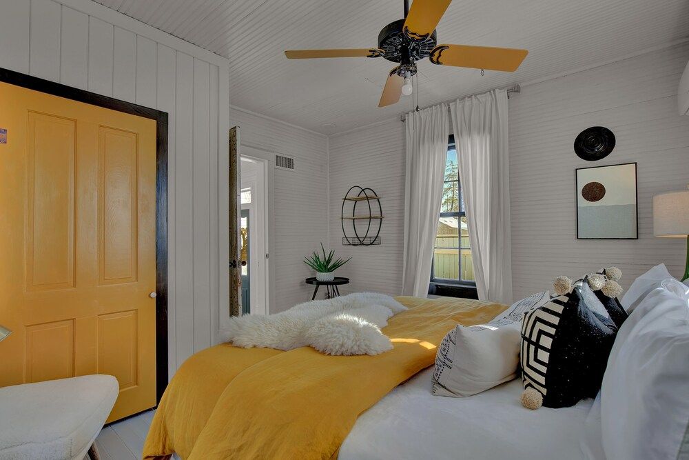 House, Multiple Beds, Hot Tub
