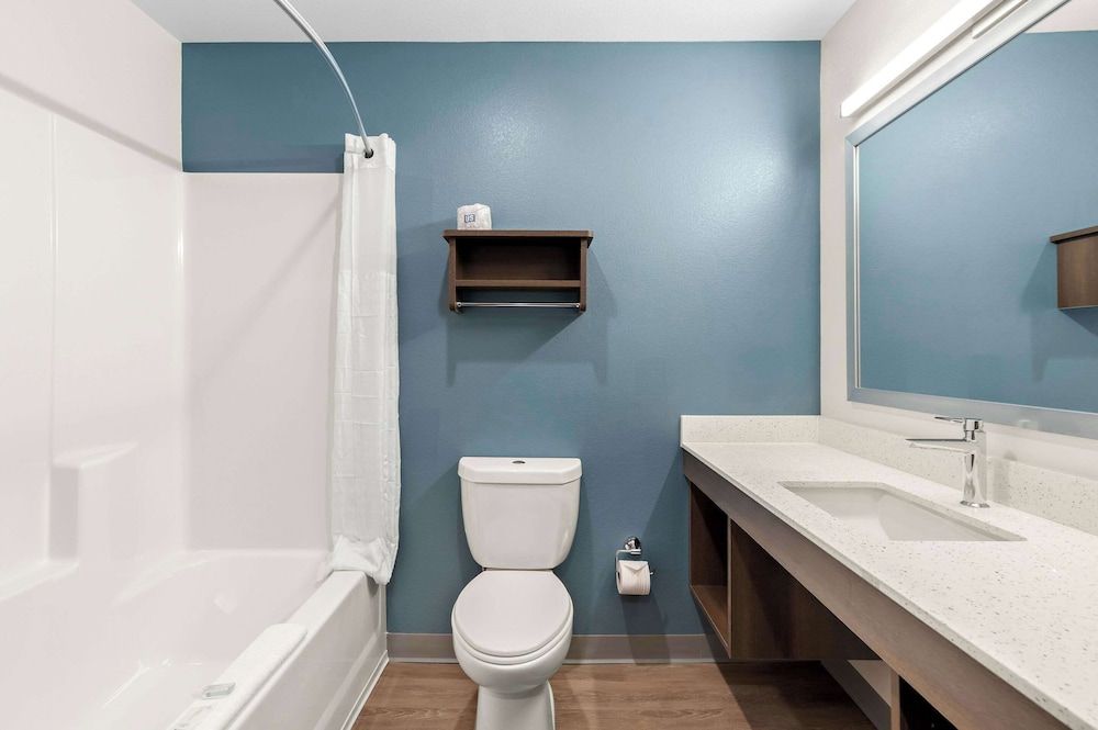 Woodspring Suites Indio - Coachella Valley Standard Room, 1 King Bed, Non Smoking 8